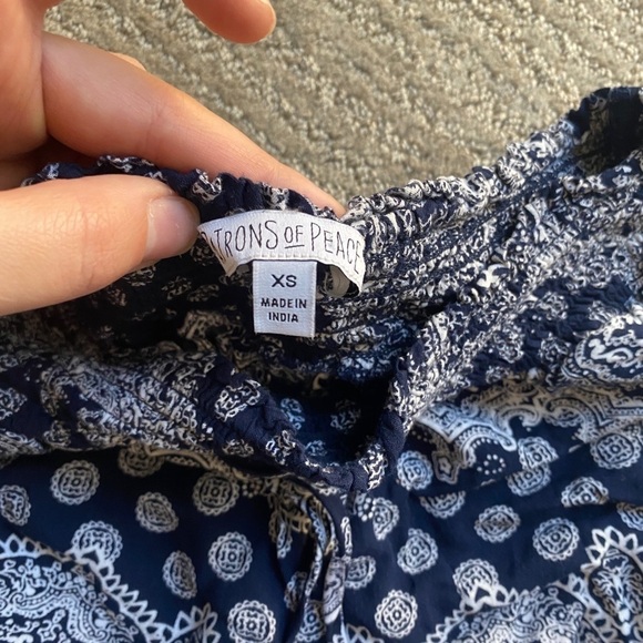 Comfy shorts - navy and white size XS - Picture 3 of 3